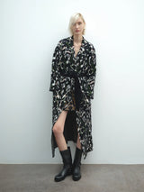 Płaszcz AKEP z żakardu w cętki Akep